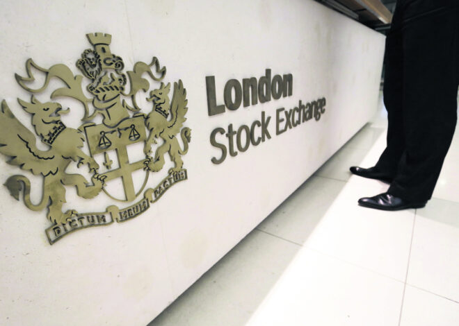 LSE boss calls for long-term campaign to get Brits investing again