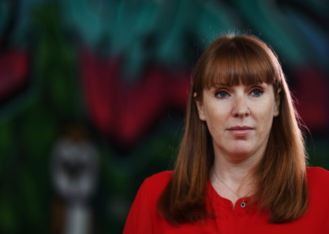 Chinese mega-embassy by Tower of London nears approval