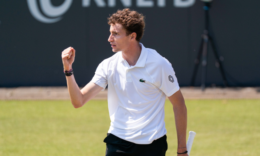 Ugo Humbert passe facilement en demi-finales