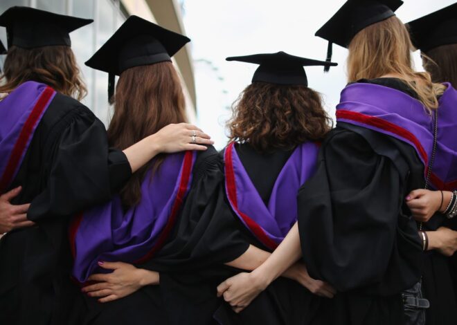 One in ten graduates to flee UK’s worst job market in 30 years